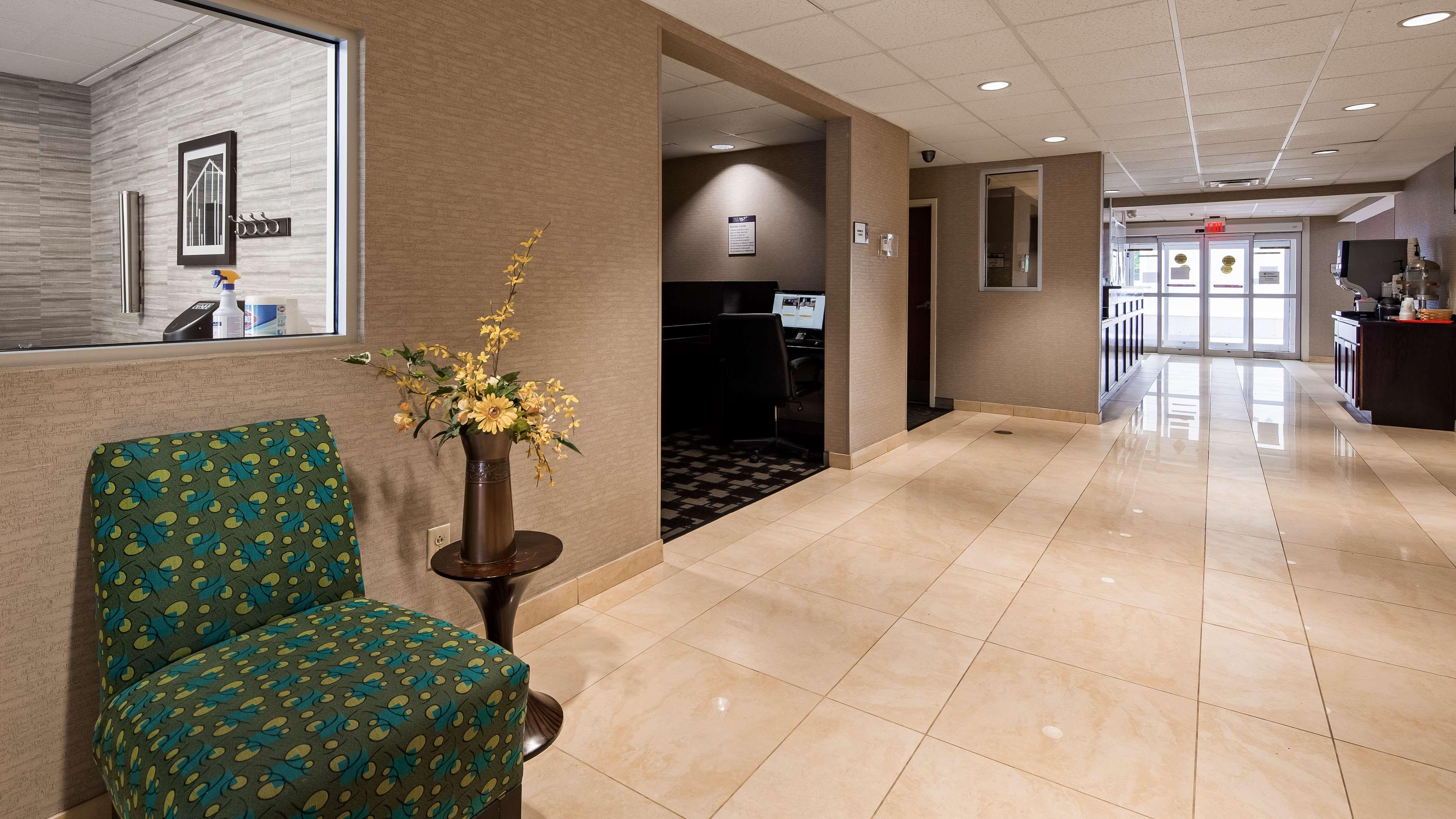 Best Western Concord Inn And Suites Exterior photo